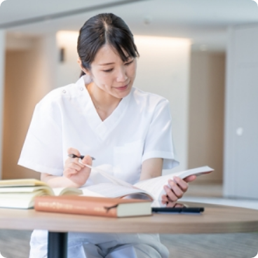 資格取得を目指してスキルアップイメージ画像