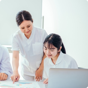 チームを導くキャリアアップの道イメージ画像